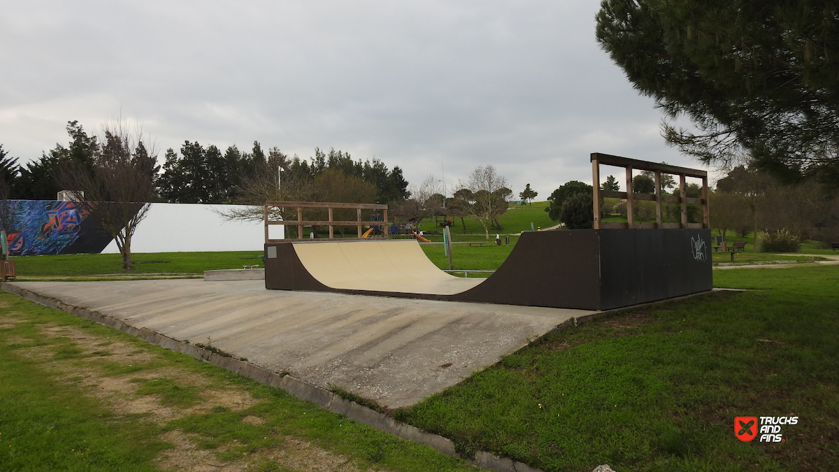 Santa Iria de Azoia skatepark